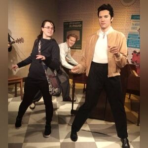 Meet your Posher, Delaney